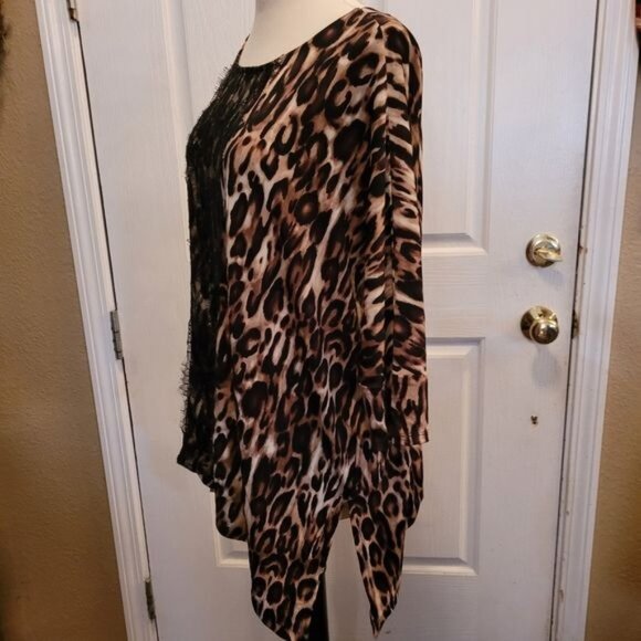 Women's Chico's Top Blouse Black Lace Brown Animal Cheetah Print Popover Size 1 - Picture 4 of 8